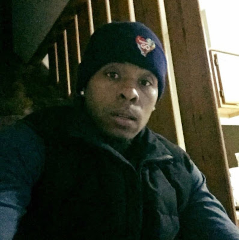 Meet your Posher, Javy